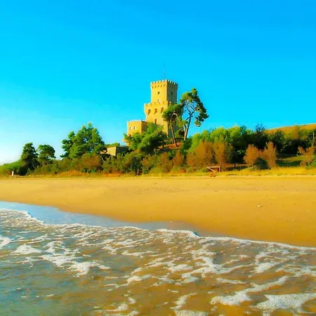 Holiday home Case Vacanza Invacanzapineto