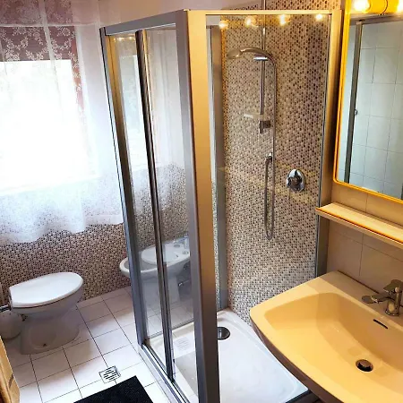 Holiday home Case Vacanza Invacanzapineto Pineto